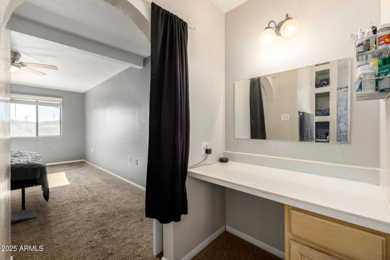 48822 N ROUGHRIDER RD