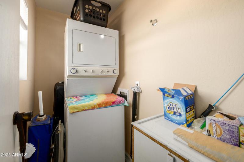 48822 N ROUGHRIDER RD