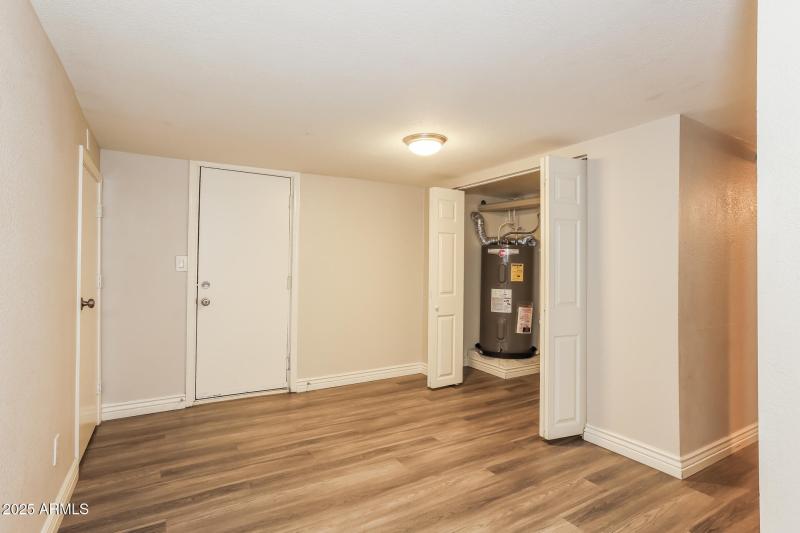 008-photo-family-room-15003313