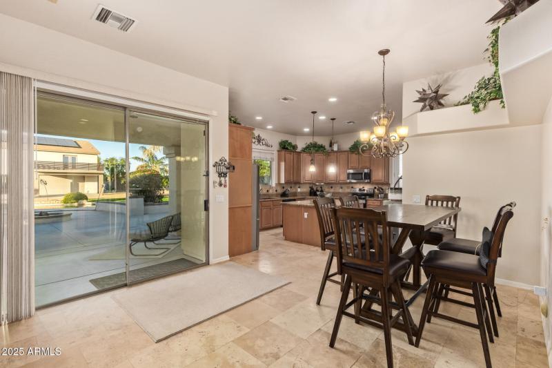 17 - Avenida Del Sol