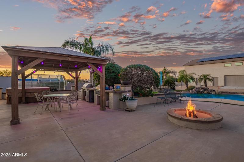 51 - Avenida Del Sol