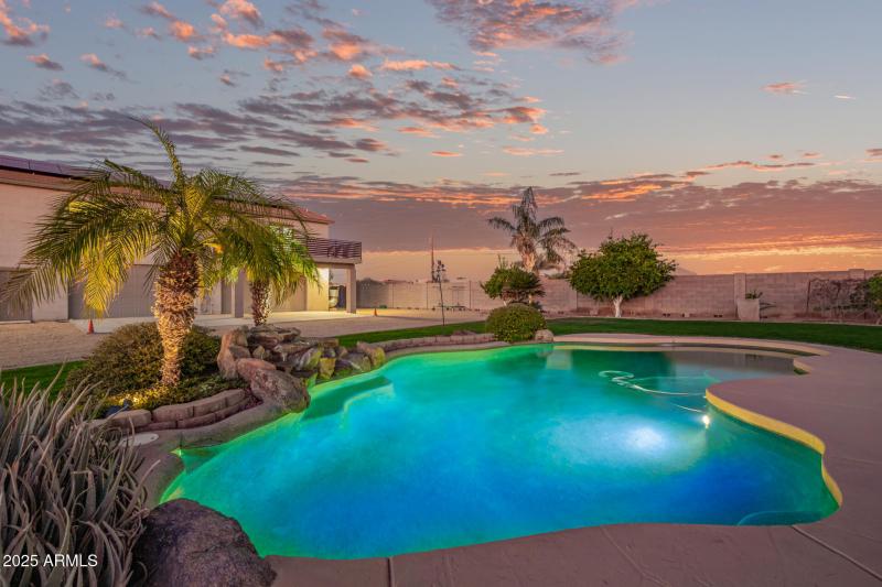 56 - Avenida Del Sol