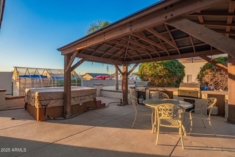 61 - Avenida Del Sol