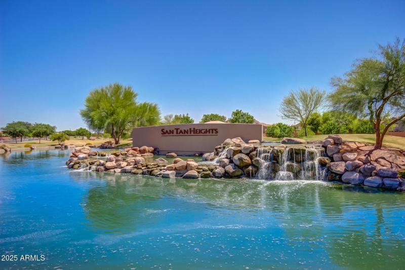 San Tan Heights Community