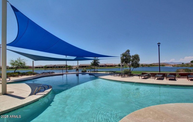 20240107193337020236000000-o