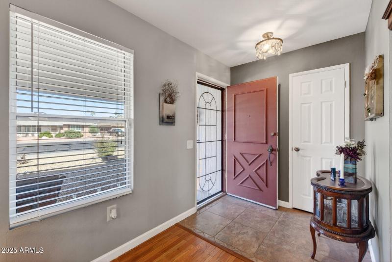 09_10001_W_Burns_Dr9_mls