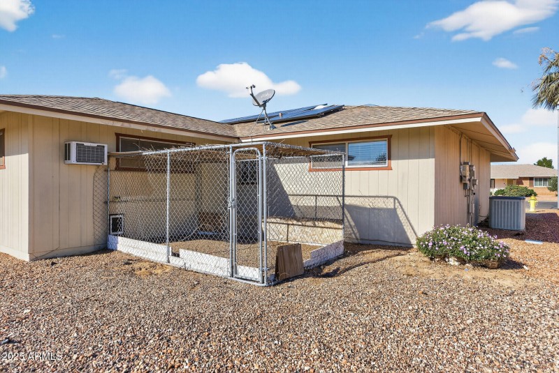 45_10001_W_Burns_Dr45_mls