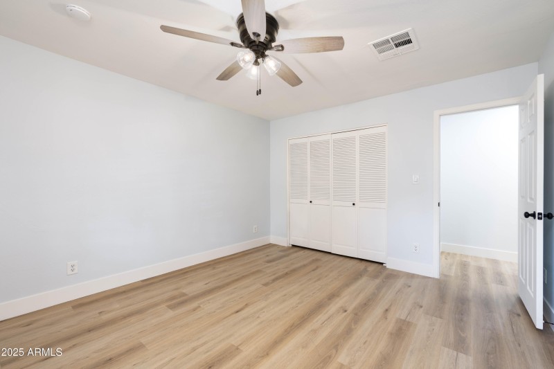 E Sharon Dr. (5728)-18