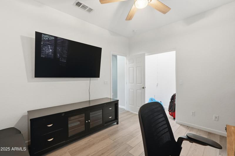 Downstairs Bedroom 5