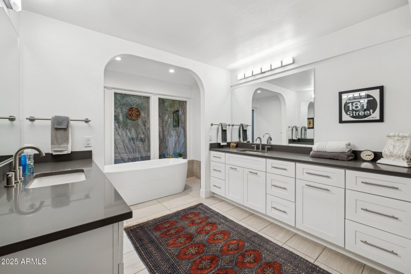 Spa-like Primary Bath