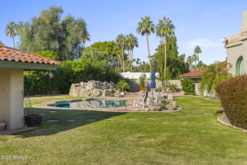 Large Lawn with Pool