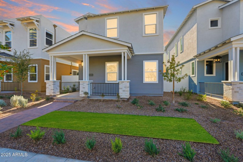 122 W HOLCOMB Lane, Phoenix, AZ 85003