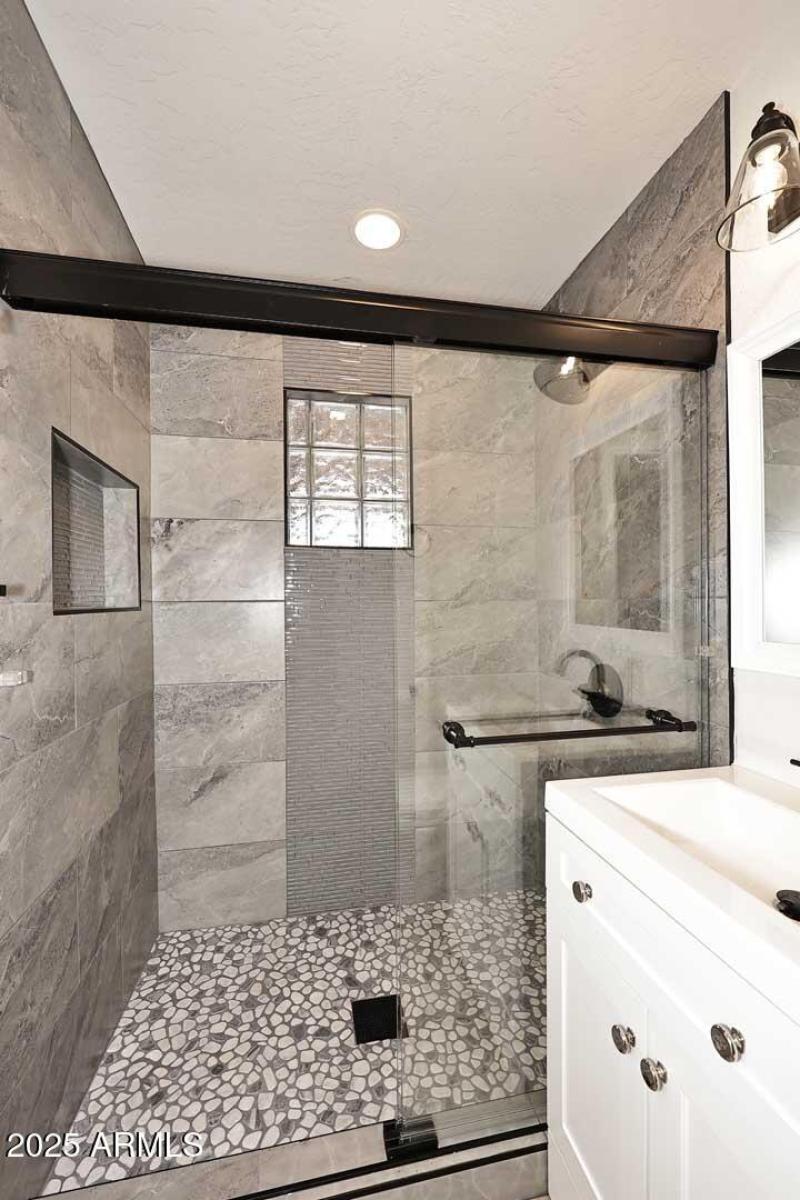 Hall Bath-Shower
