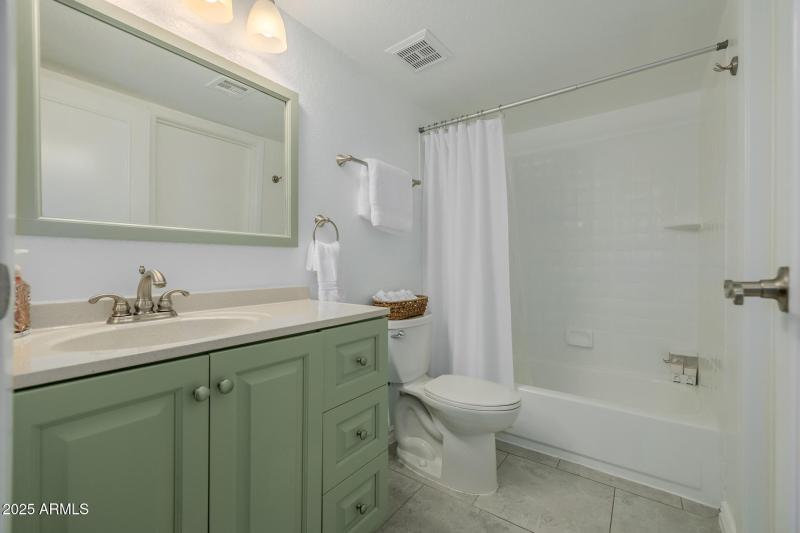 Upgraded Bath