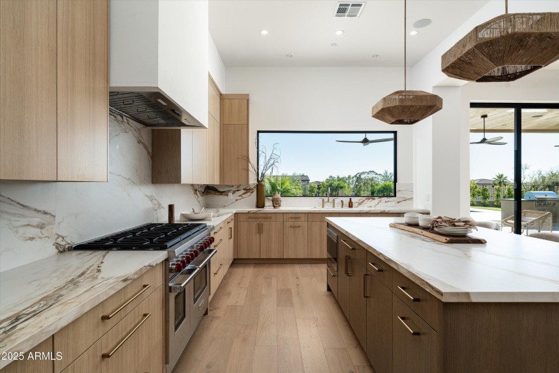 05-27159 N 67th St (23 of 79)