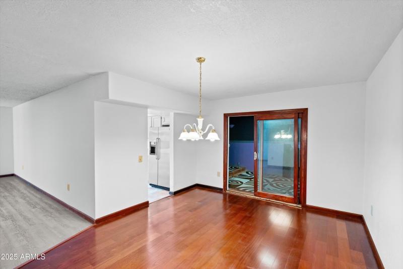 23-Formal Dining Room