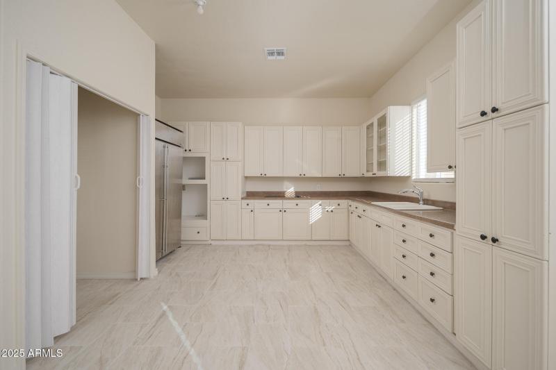 25_2nd-House-Kitchen_01