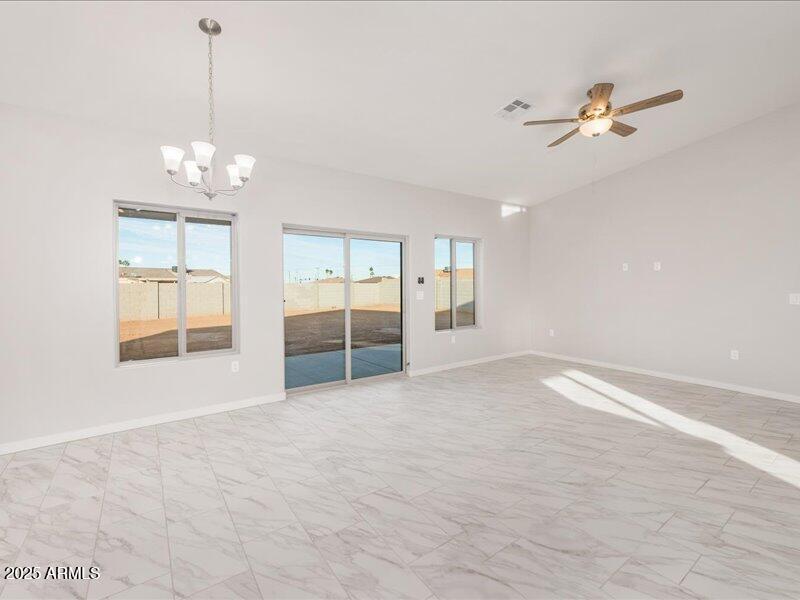 18-9842-W-Pacifico-Drive-18 - Copy