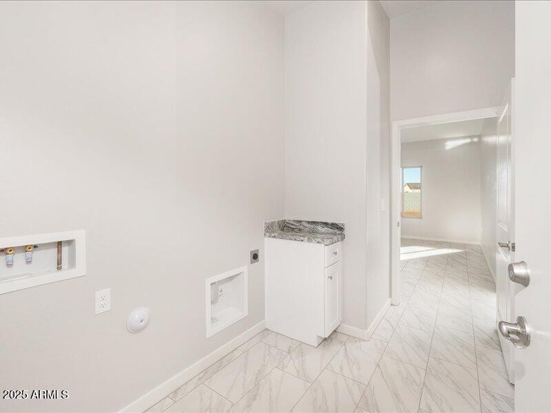 20-9842-W-Pacifico-Drive-20