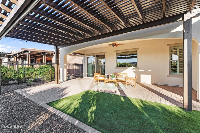 36-web-or-mls-35532 N Sunset Trail-32