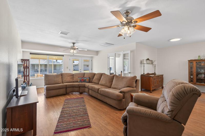 15_10331_W_Prairie_Hills_Cir15_mls