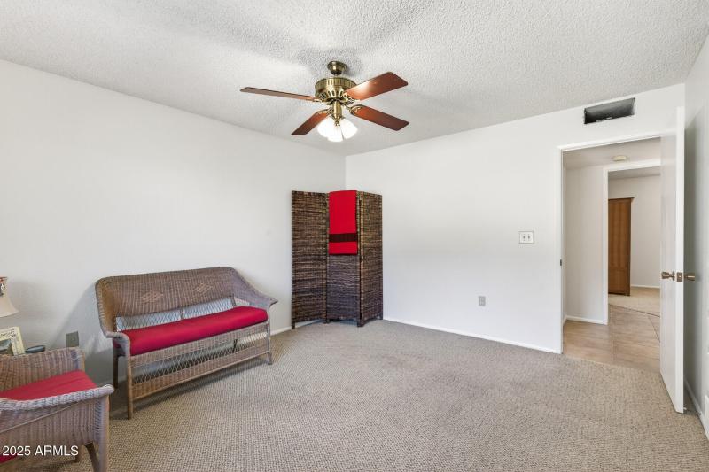 38_10331_W_Prairie_Hills_Cir38_mls