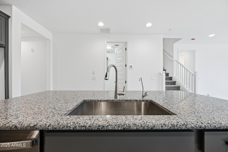 hj-az-phoenix-mystic-discovery-monarch-l