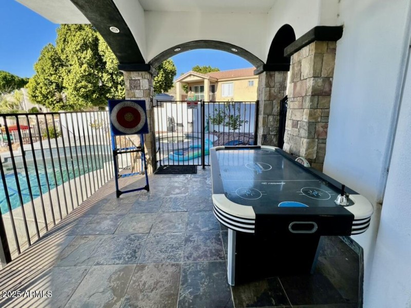 Covered Patio/Shuffleboard