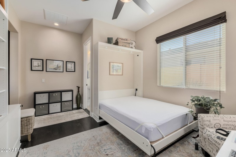 Den/Office Murphy Bed