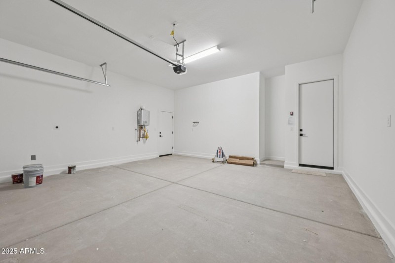 18-web-or-mls-E Stirrup St-S1212-018