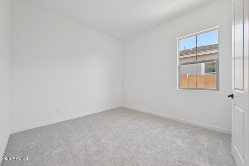 38-web-or-mls-E Stirrup St-S1212-038