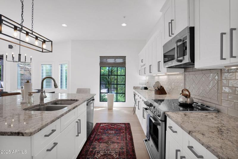 Open and great kitchen