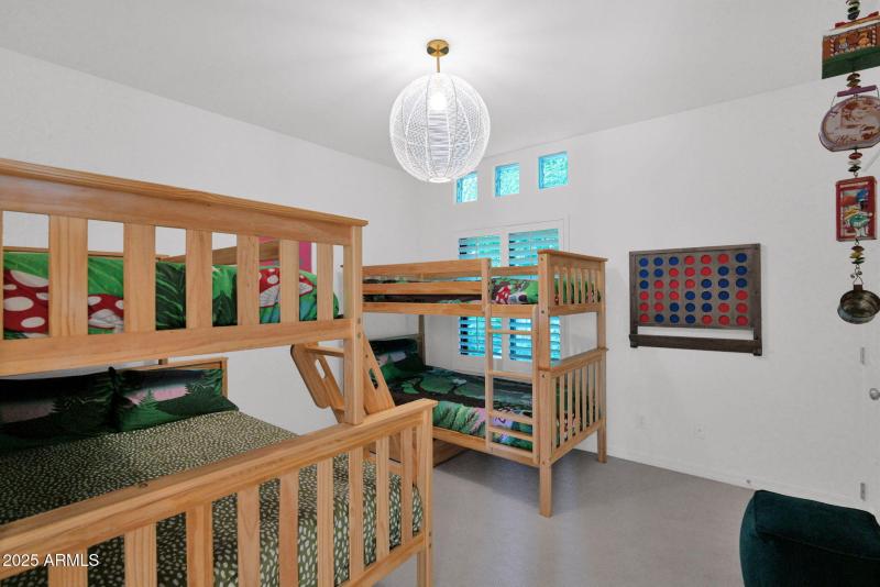 3rd downstairs bedroom