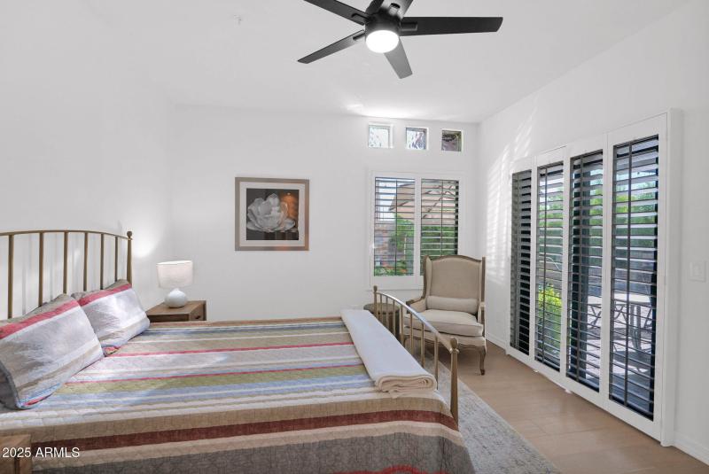 Downstairs 4th bedroom