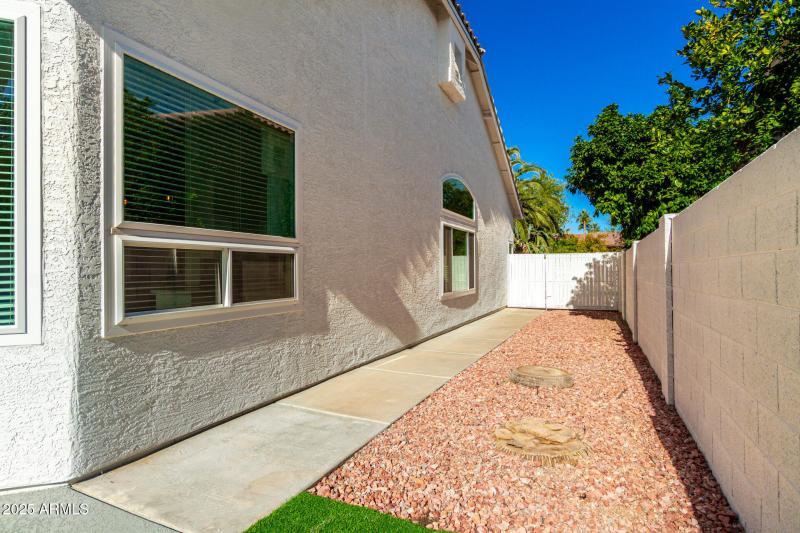 Side Yard Walkway