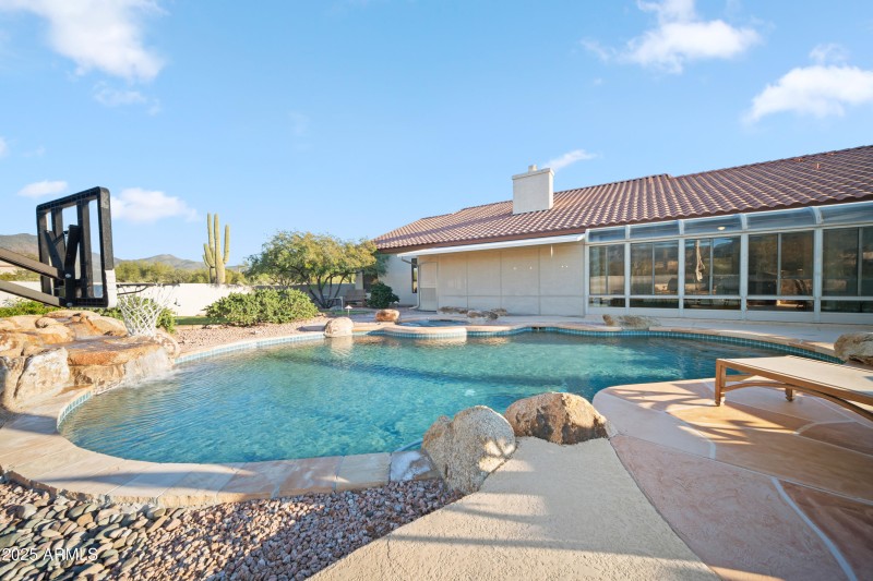 Pool and Screened in Patio