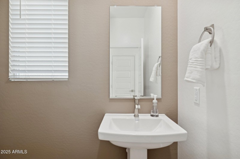 13-web-or-mls-32228-n-119th-ave