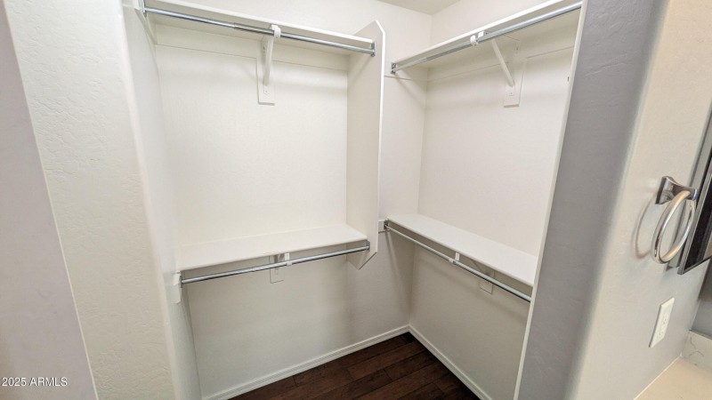 PXL_20251214_180843849