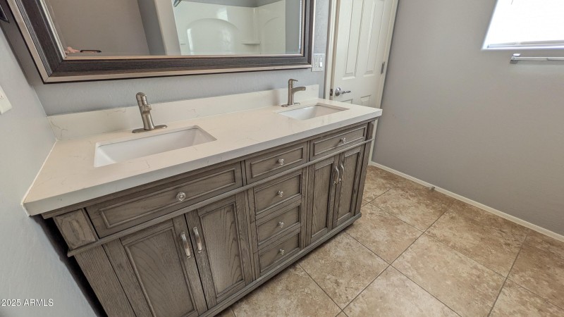 PXL_20251214_181109468