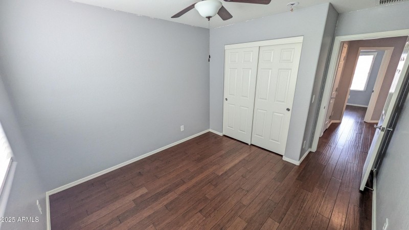 PXL_20251214_183021707