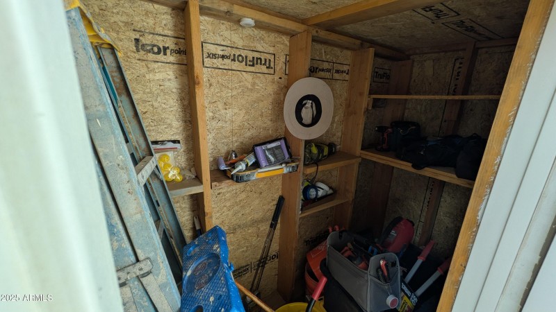 PXL_20251214_184540784