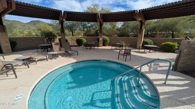 PXL_20251214_192709973