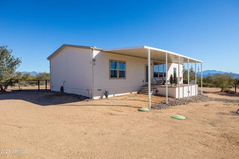 Charming Home w/ Four Peaks Views
