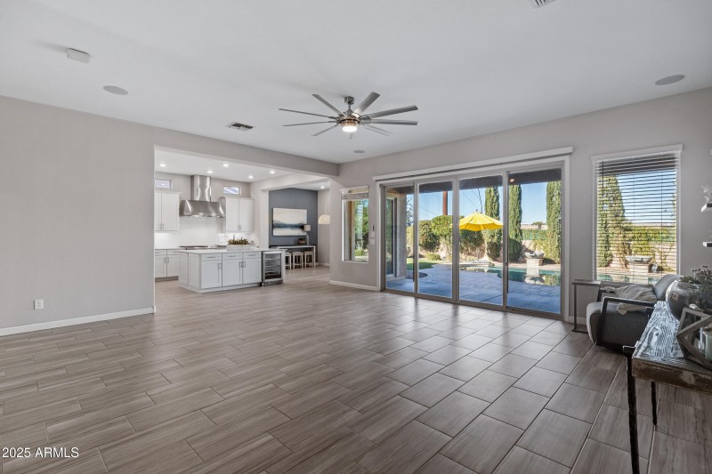 22342 E Pickett Ct-6