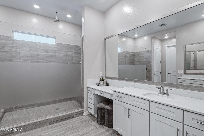 22342 E Pickett Ct-32