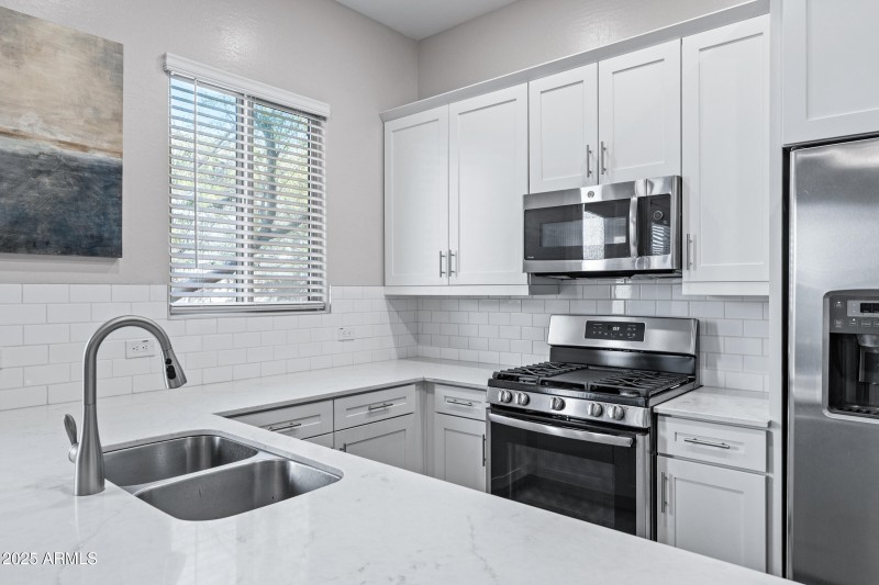 22342 E Pickett Ct-47