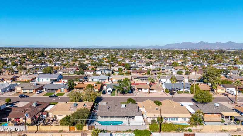 77 Mackenzie Aerials