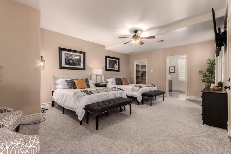 33 - Whispering Wind 5322