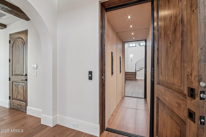 5-web-or-mls-N Echo Canyon Ln-S1412-005