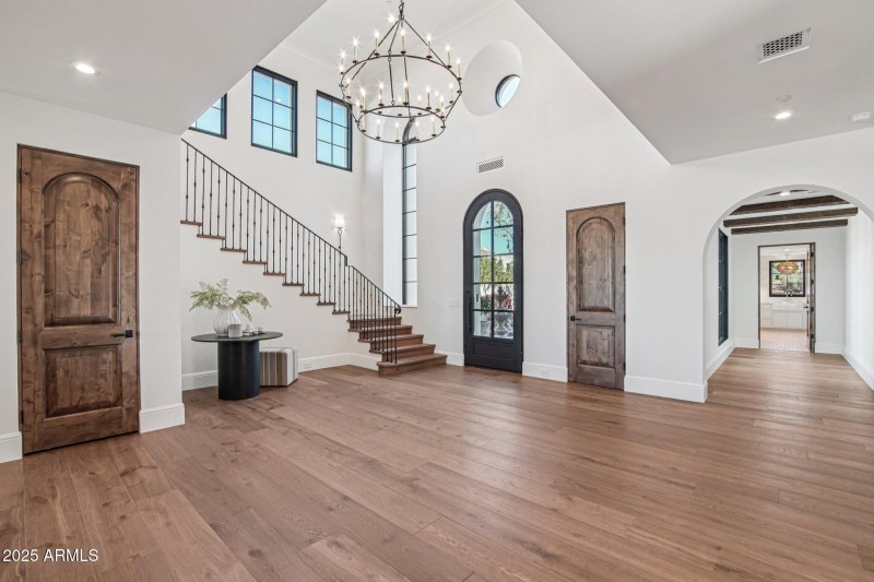 6-web-or-mls-N Echo Canyon Ln-S1412-006